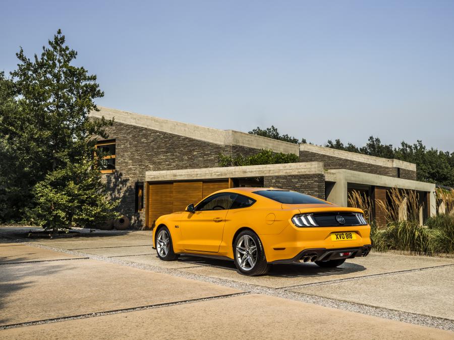  Ford Mustang GT Fastback 2017 года  (EU) (фото 20 из 42)